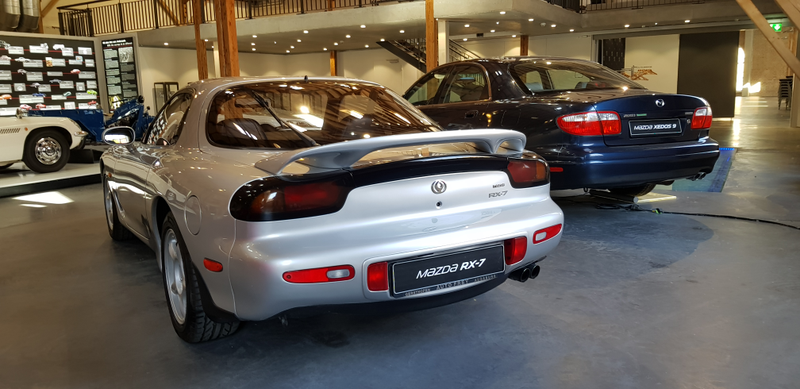 Illustration for article titled Mazda museum Europpo mini meetÂ
